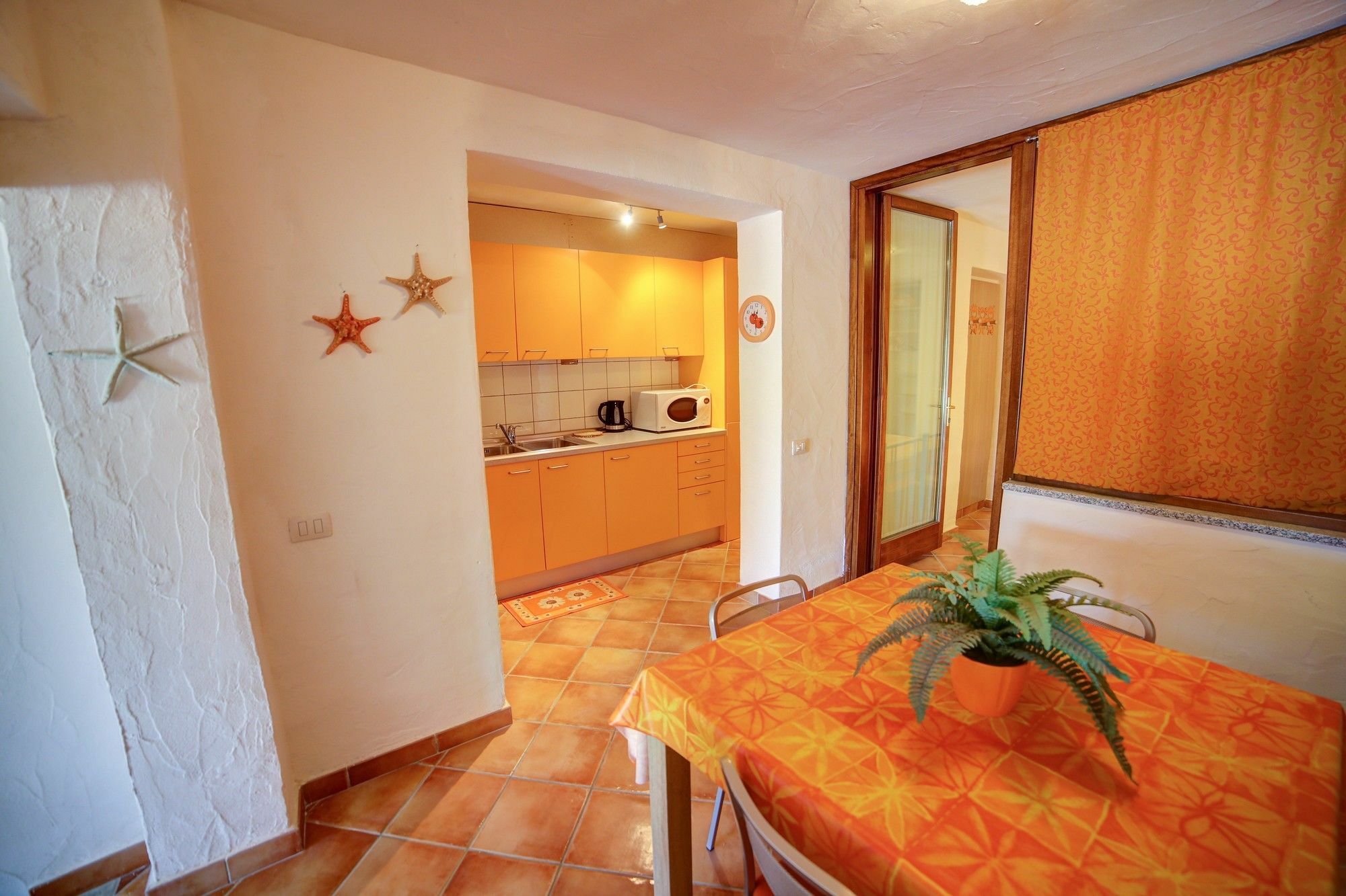 Delia Apartments San Teodoro  Extérieur photo