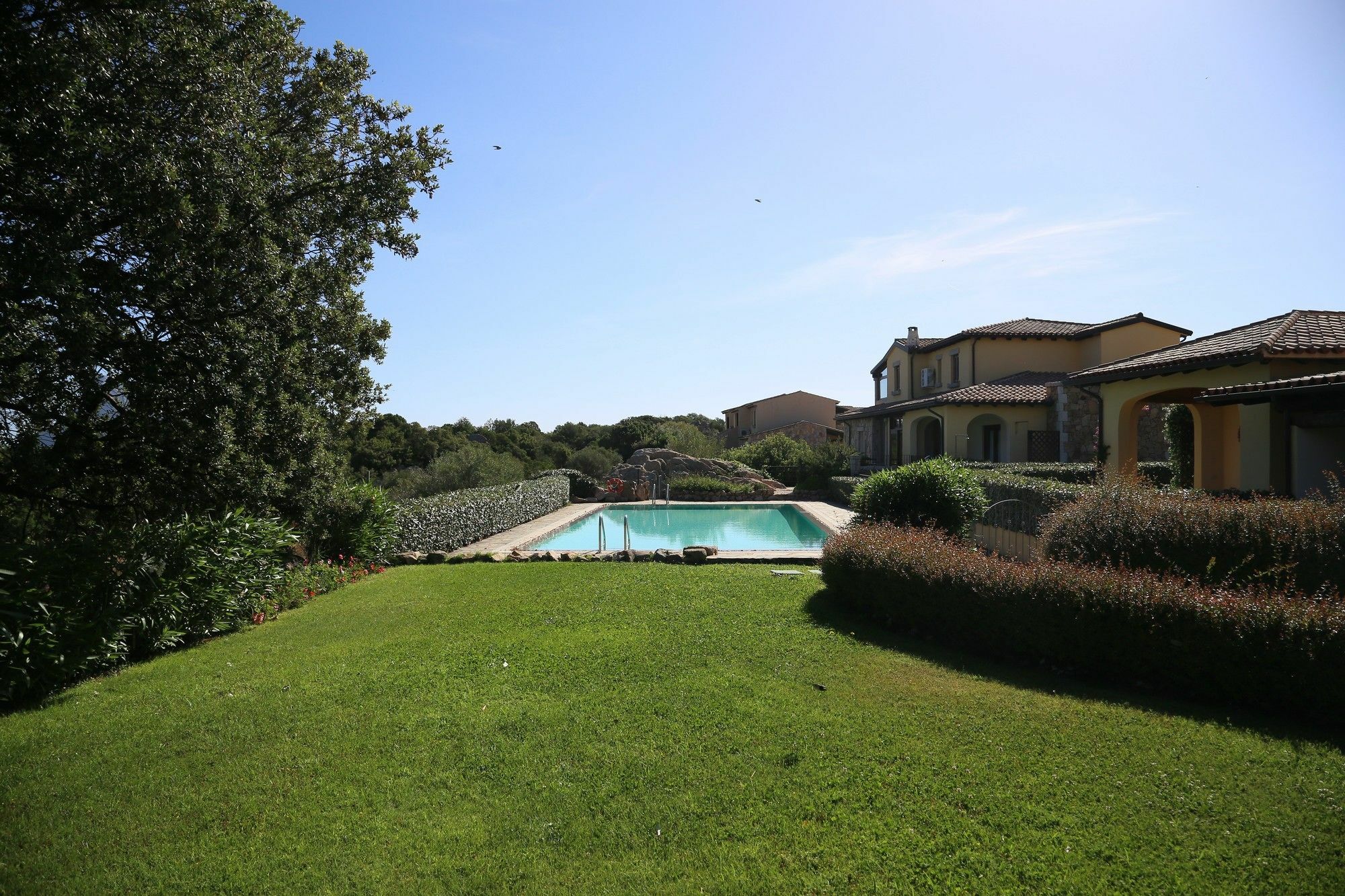 Delia Apartments San Teodoro  Extérieur photo